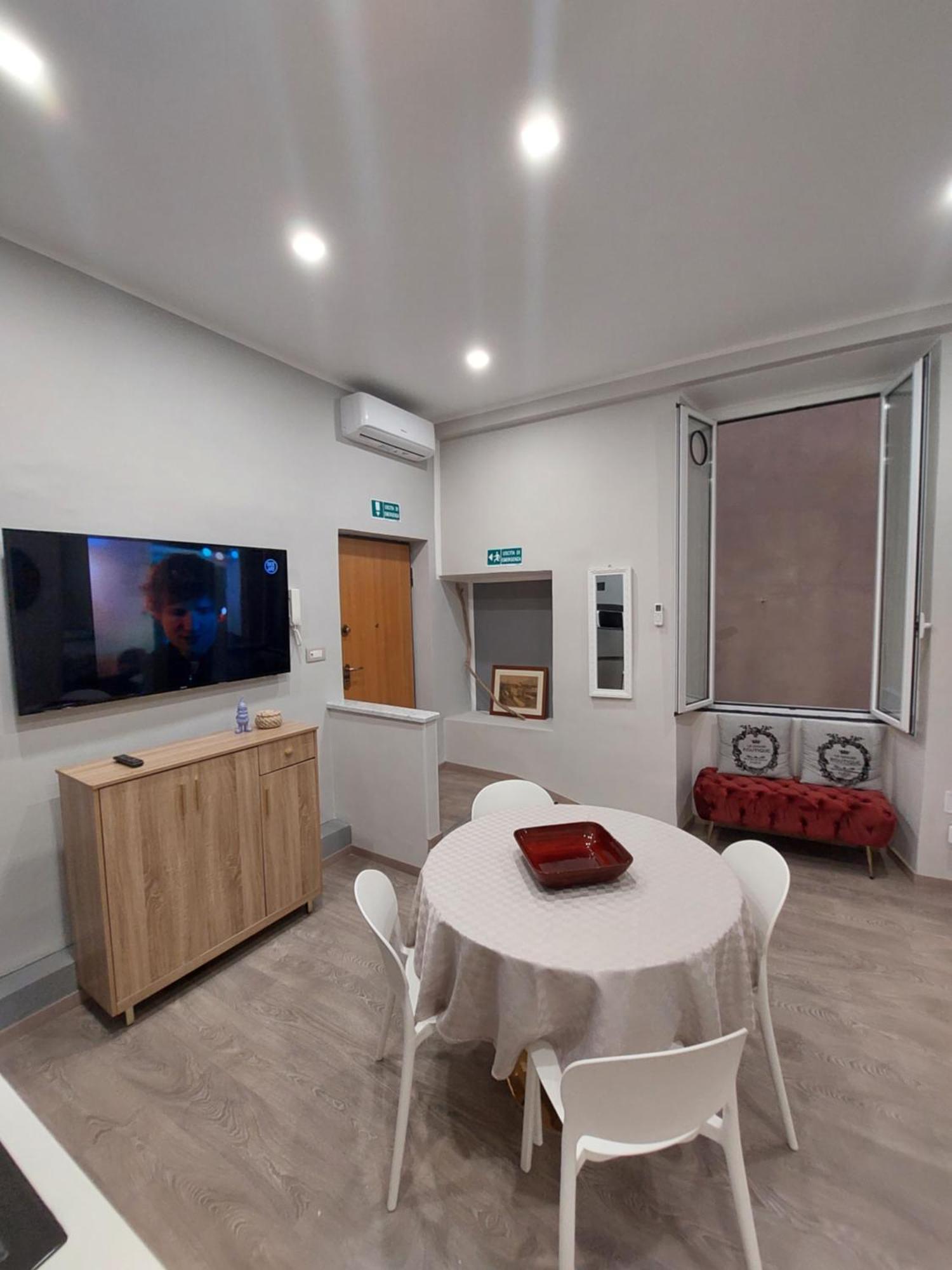 Appartamento Piazzetta La Maddalena Σαβόνα Εξωτερικό φωτογραφία